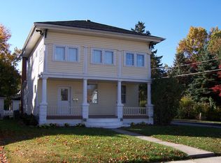 421 1st St, Findlay, OH 45840