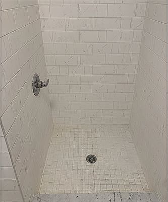 5th image of 8611 18th Ave #2