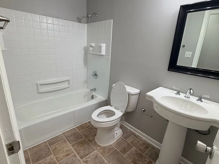 1838 Balfour Dr #Z4 — Photo 10
