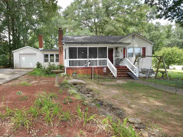 1 Valley Rd, Lyman, SC 29365