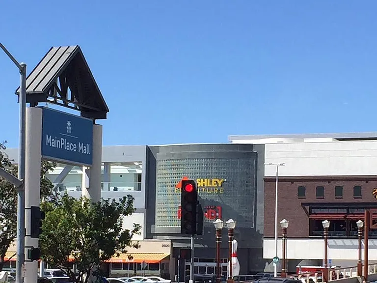 E City Place Dr — Photo 16