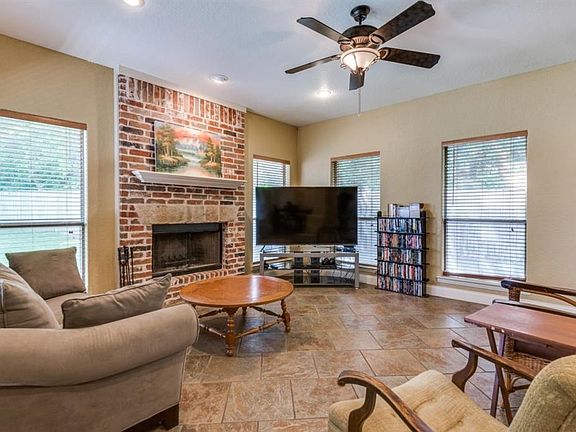 4th image of 117 Ashlyn Ct