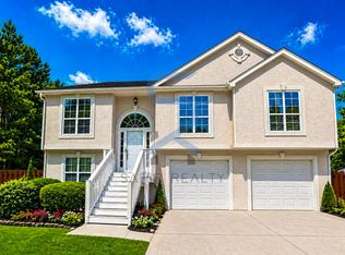 3912 Old Ivy Ct, Ellenwood, GA 30294