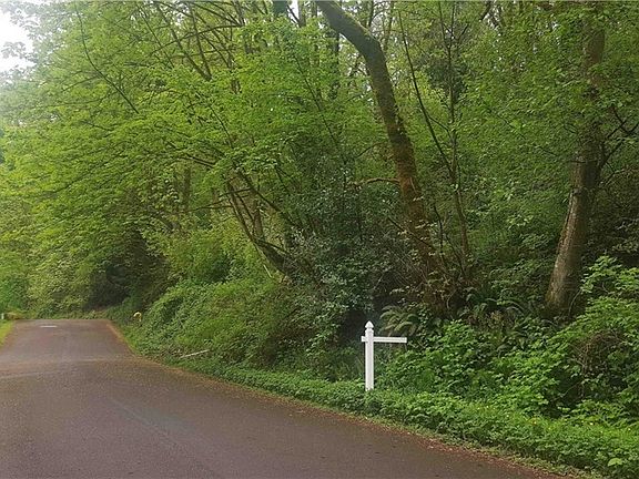 3rd image of 170 35th Ave NE