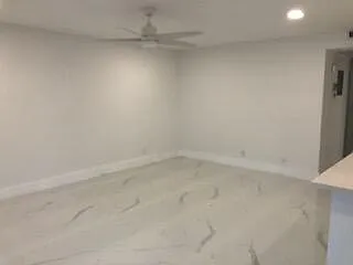 2 bed, 1.5 bath, 840 sqft, $1,800 — Photo 3