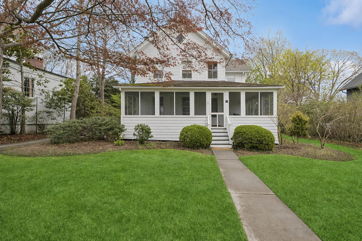 Sag Harbor Village Living — Photo 1