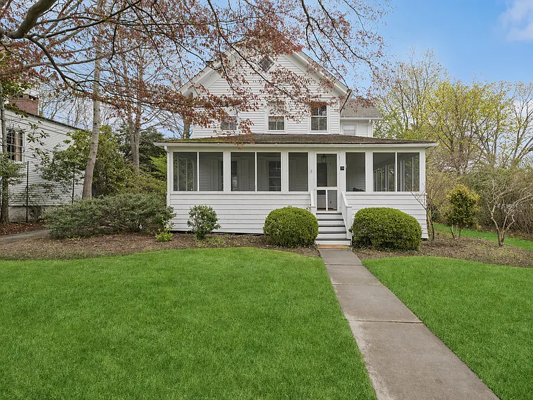 71 Hampton St — Photo 1