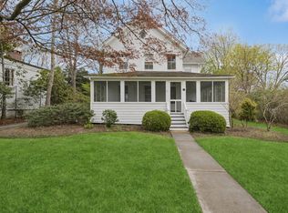 71 Hampton St, Sag Harbor, NY 11963