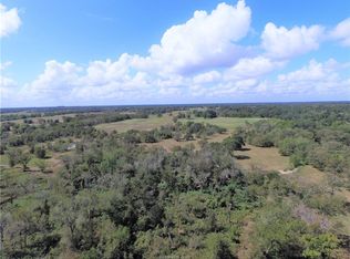 11818 Saxon Rd, Bryan, TX 77808