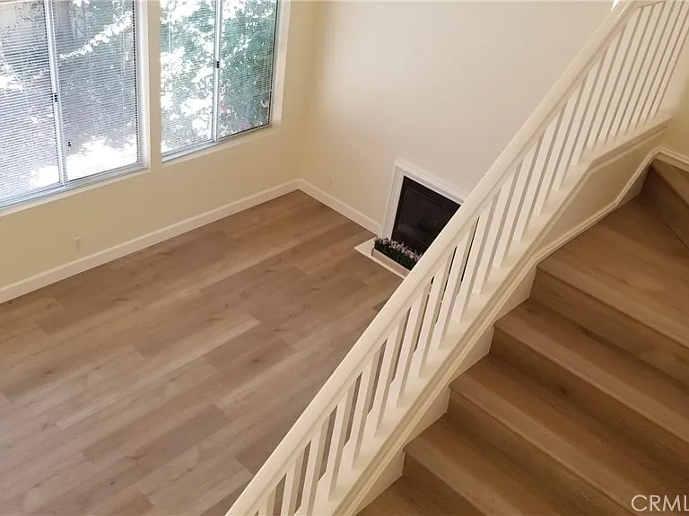 13440 N Bowers Ct — Photo 32