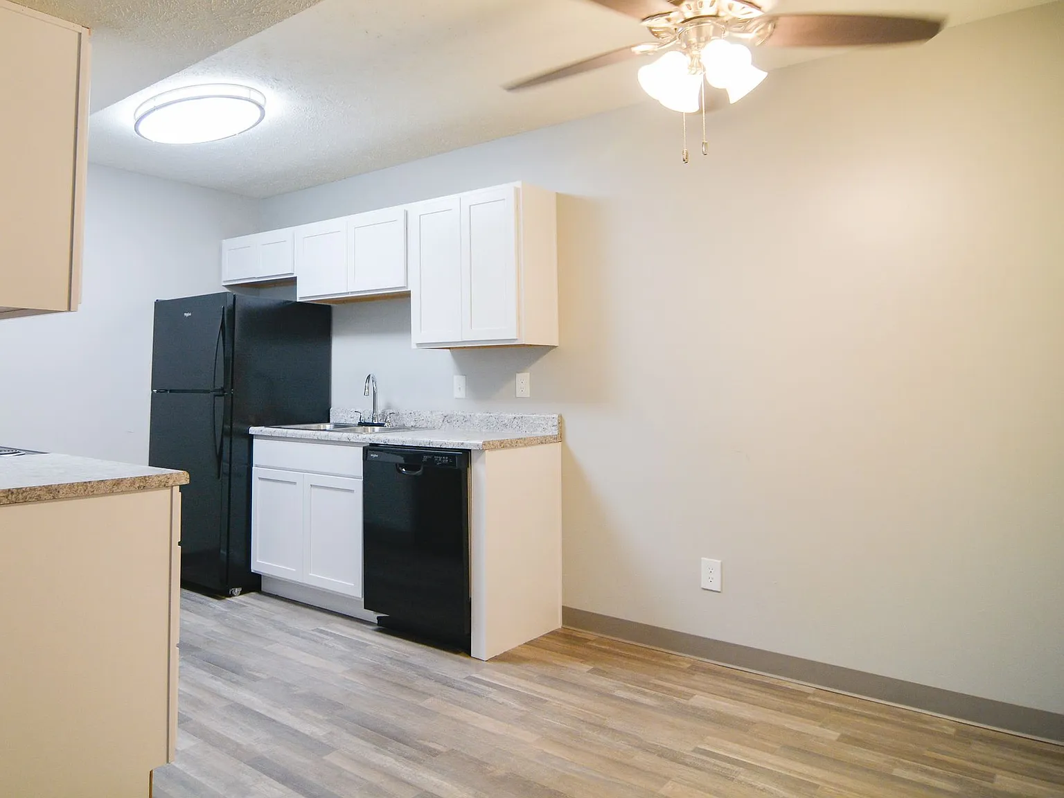 Normandy Hills Apartments LLC — Photo 3