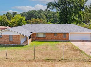 2910 Evans St, Marshall, TX 75670
