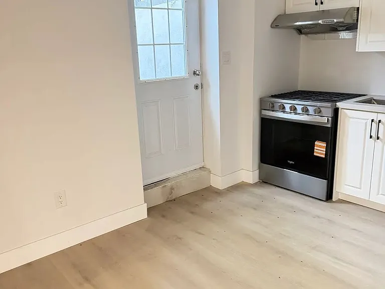 23 Tierra Ave #BASEMENT — Photo 4