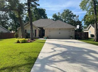 6814 Apona St, Diamondhead, MS 39525