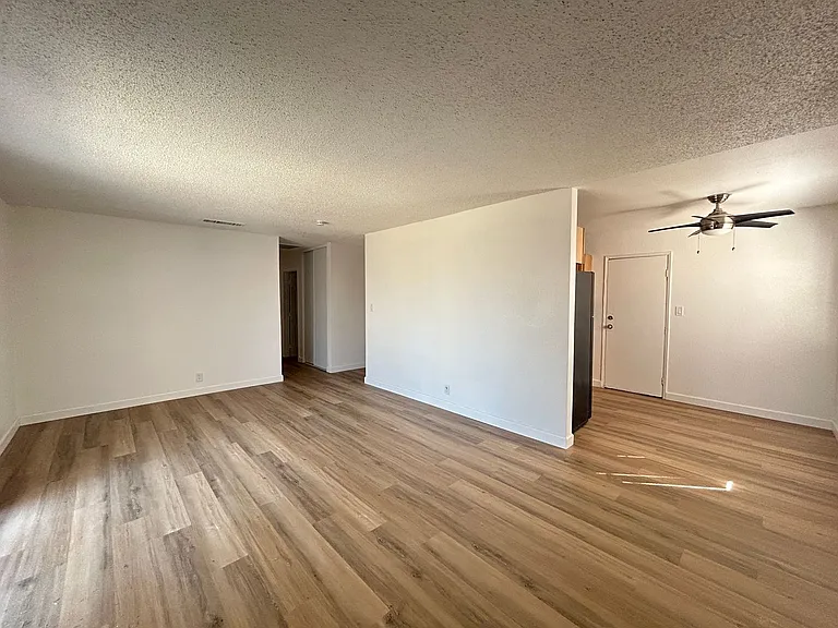 2605 Tuskegee St — Photo 3