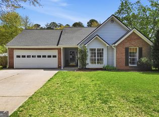 1001 Marina Trace Dr, Acworth, GA 30101