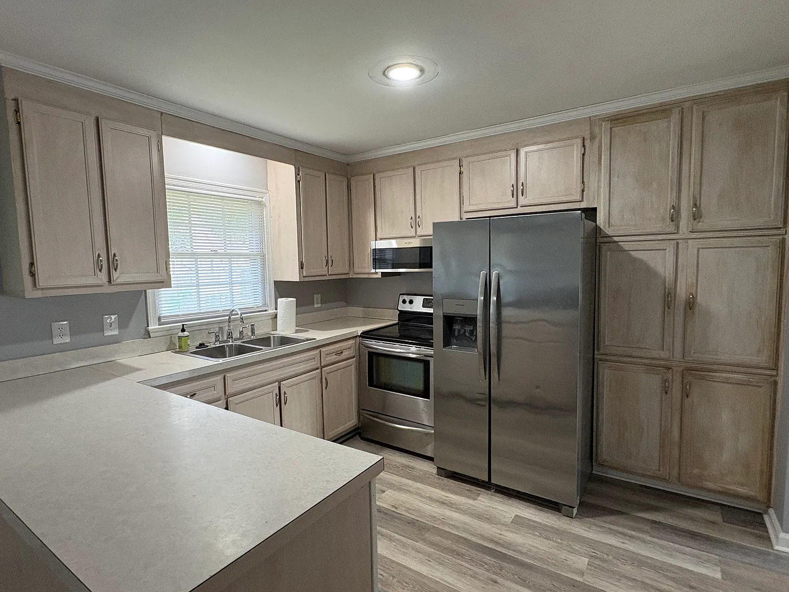 4 bed, 1500 sqft, $2,375 — Photo 4