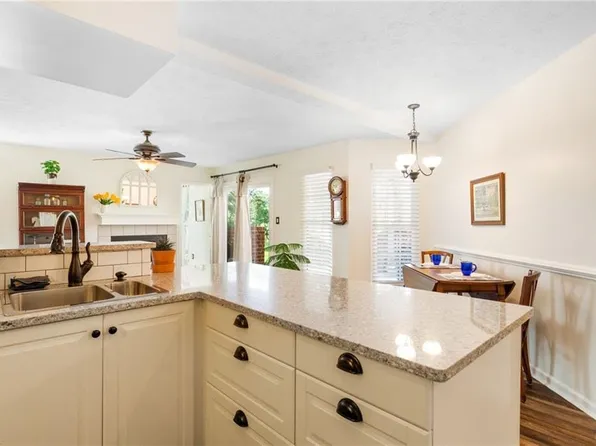 748 Rock Crest Ct APT 102, Newport News, VA 23602