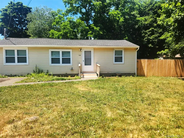 548 Taylor Avenue, East Patchogue, NY 11772
