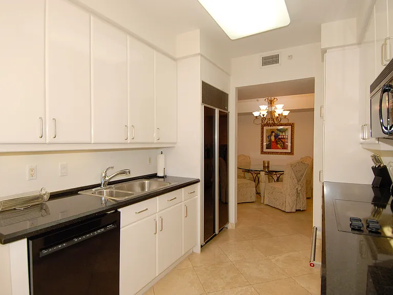 3200 N Ocean Dr #406 — Photo 11