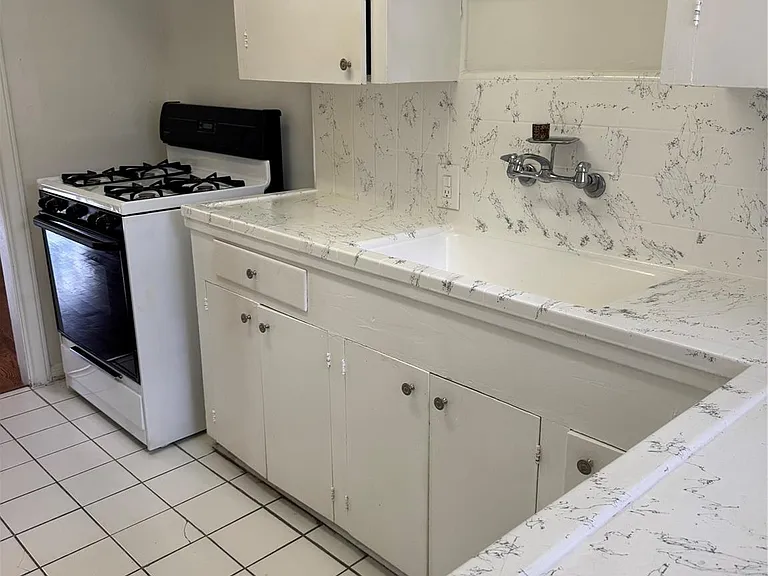 2245 Welch St #2 — Photo 12