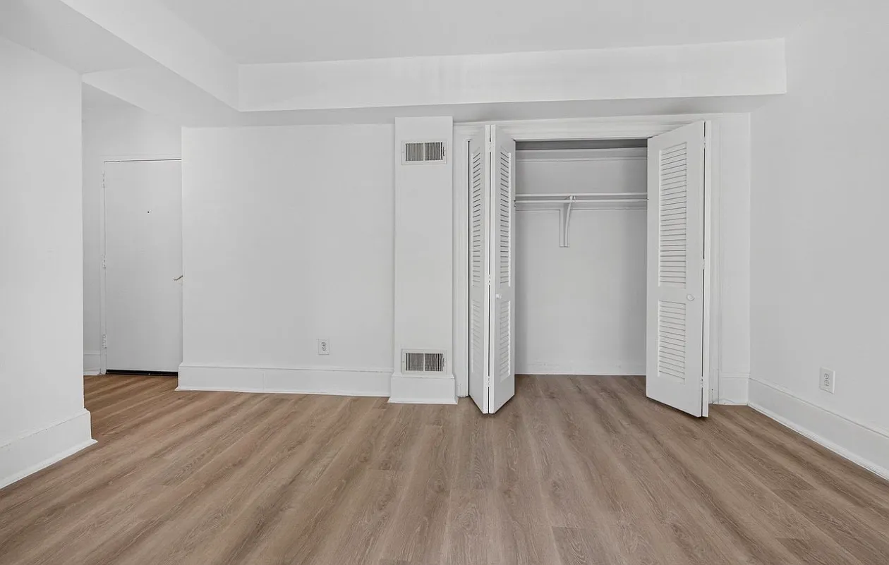 Studio, 417 sqft, $2,075 — Photo 4