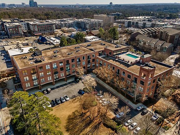 5th image of 6105 Blue Stone Rd Unit 307