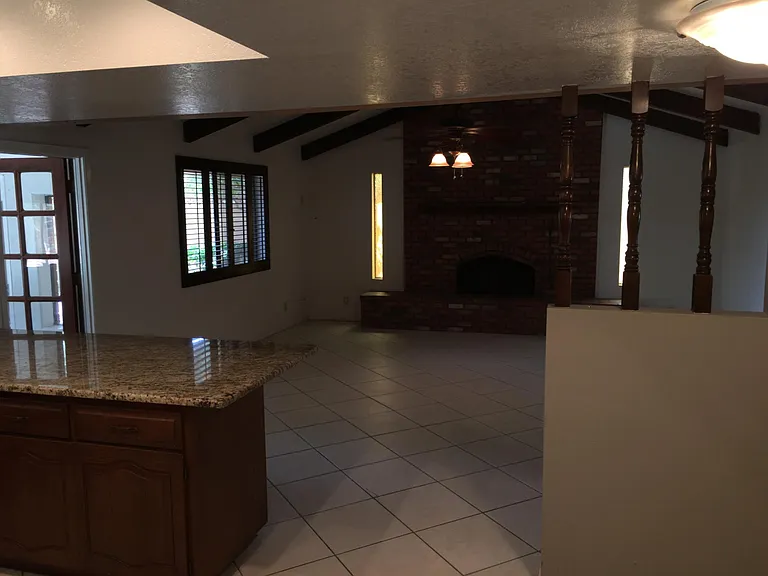 581 W Jasper Dr — Photo 15