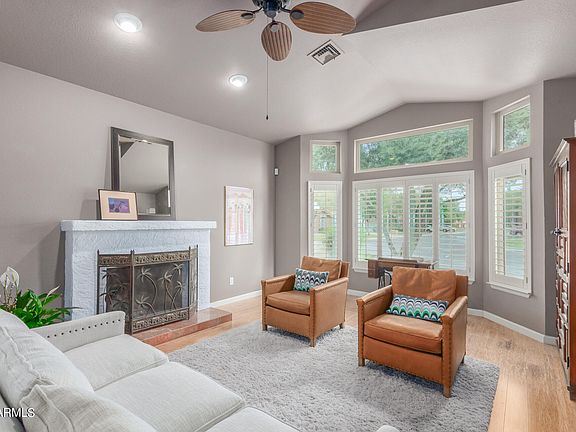 5th image of 5032 E MARCONI Avenue