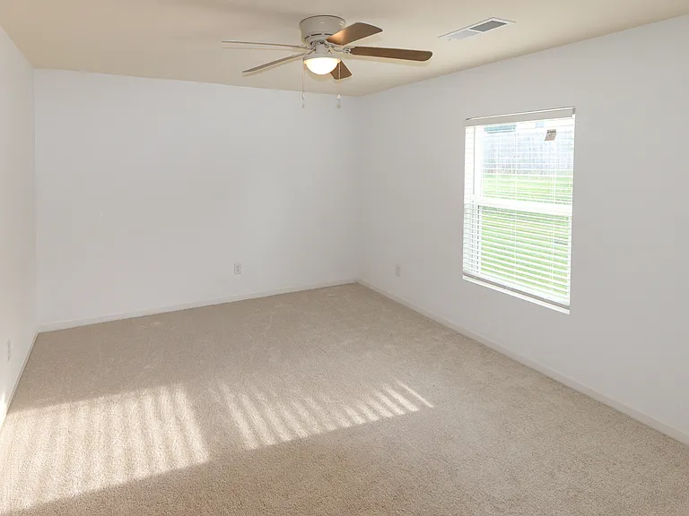 31 Southfork Dr SW — Photo 10