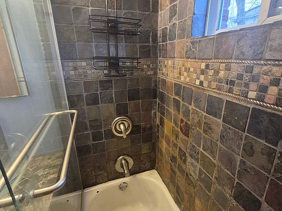 3rd image of 3443 Corona St