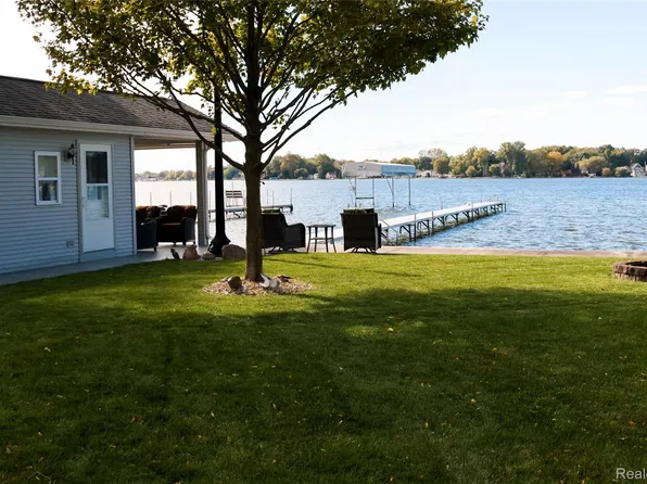 0 E Shore Dr, Whitmore Lake, MI 48189