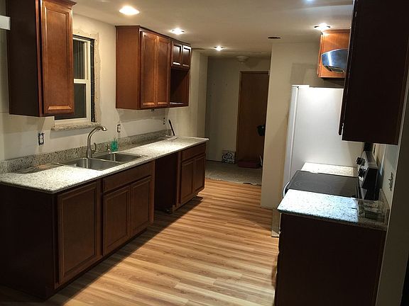 4th image of 28850 40th Ave S