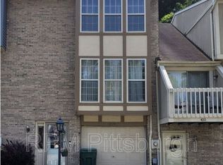 408 Timber Dr, Trafford, PA 15085