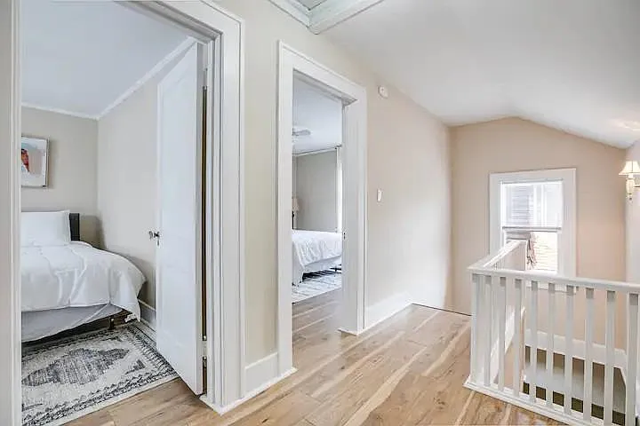 1033 Riverside Dr — Photo 22