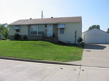 1st image of 7711 Waddell Ave