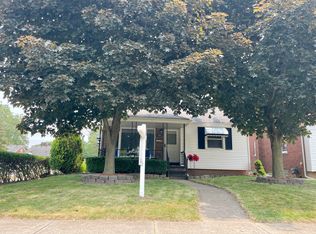 9805 Ruth Ave, Allen Park, MI 48101