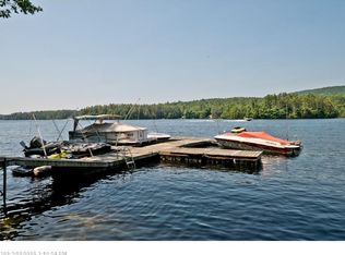 20 Crescent Shore Rd, Raymond, ME 04071