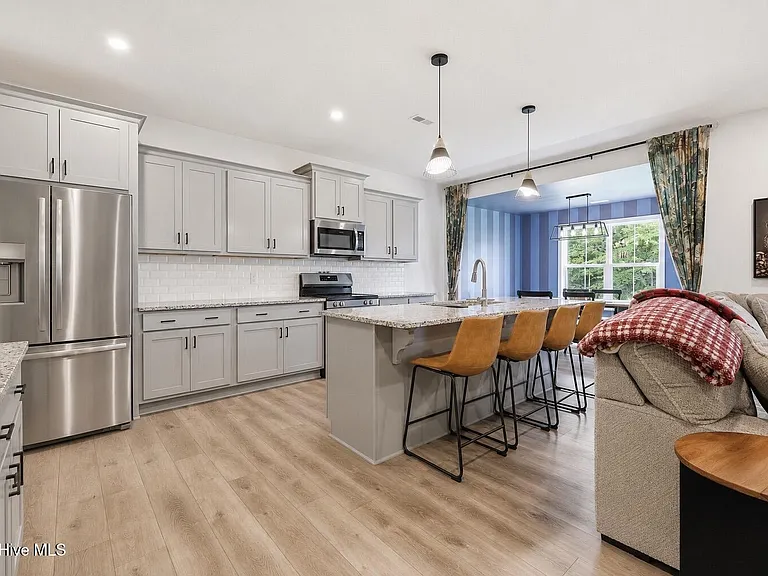 160 Falkirk Ct — Photo 22