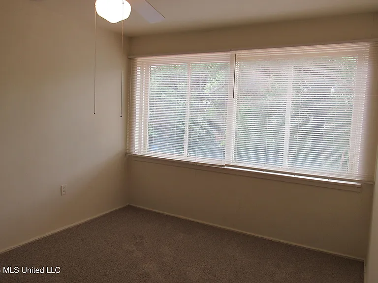 1043 Carlisle St #B6 — Photo 10