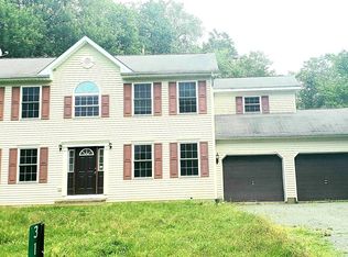 315 Panther Rd, Tobyhanna, PA 18466