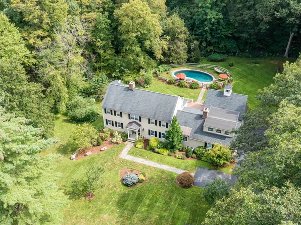 155 Thurton Drive, New Canaan, CT 06840