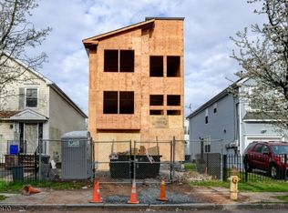 415 S 7th St, Newark, NJ 07103