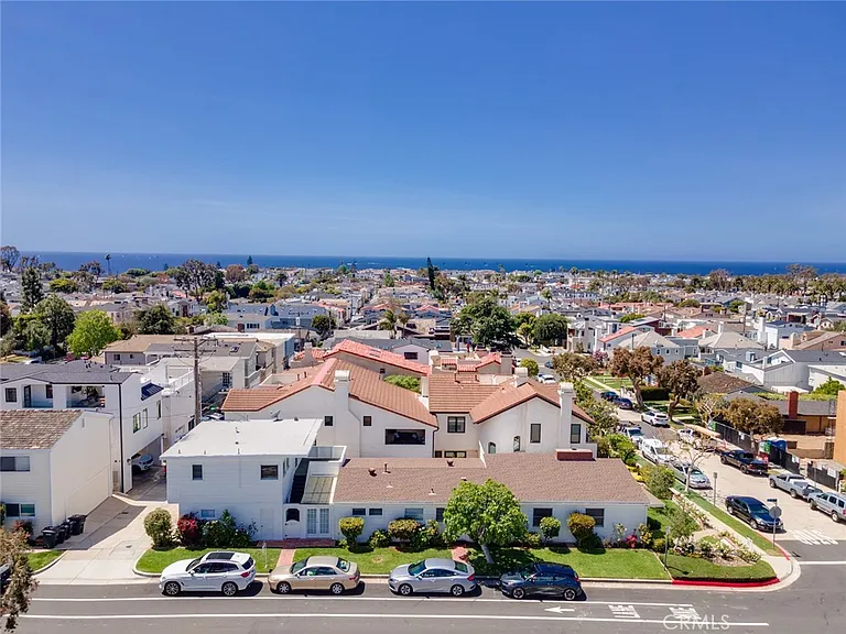 720 Narcissus Ave — Photo 28