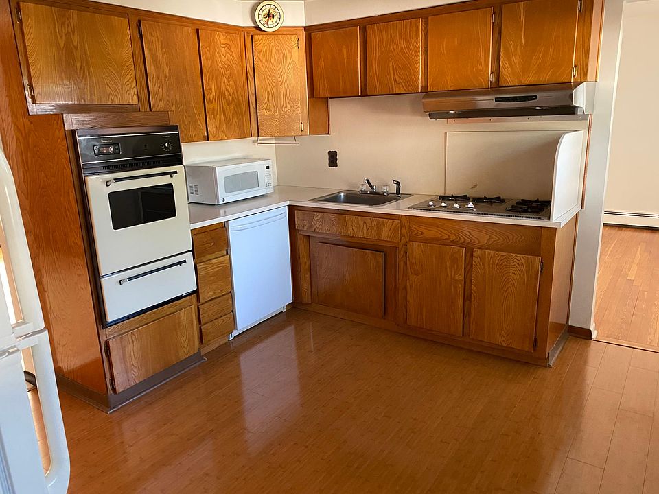 1032 Glen Rd Fort Lee NJ Zillow