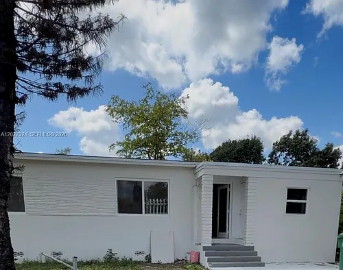 1110 NW 145th Ter #B Photo 1 1110 NW 145th Ter #B Photo 1