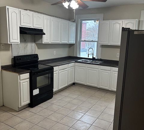 Eat In Kitchen