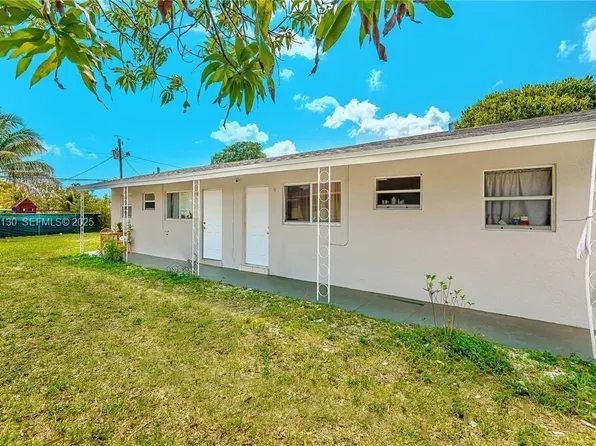 1870 Gardenia Rd, Plantation, FL 33317