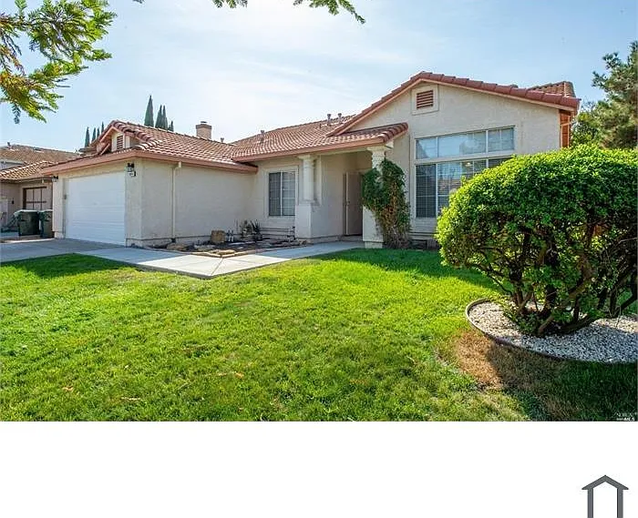 4 bed, 1837 sqft, $4,195 — Photo 1