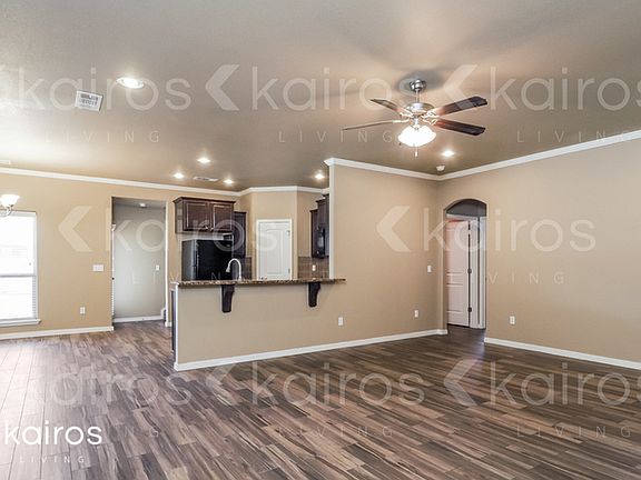 4th image of 7408 Vail Dr